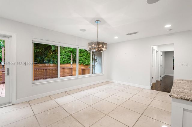 3505 Crystal View Ct, Miami, FL 33133