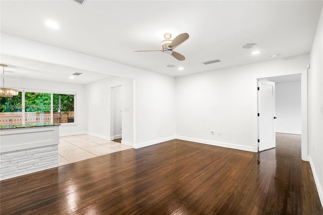 3505 Crystal View Ct, Miami, FL 33133