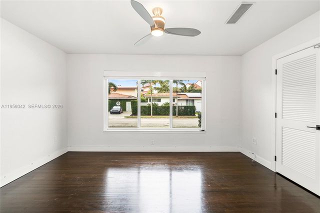 3505 Crystal View Ct, Miami, FL 33133