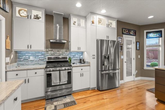 279 Robert Trent Jones Boulevard, Eagle Point, OR 97524