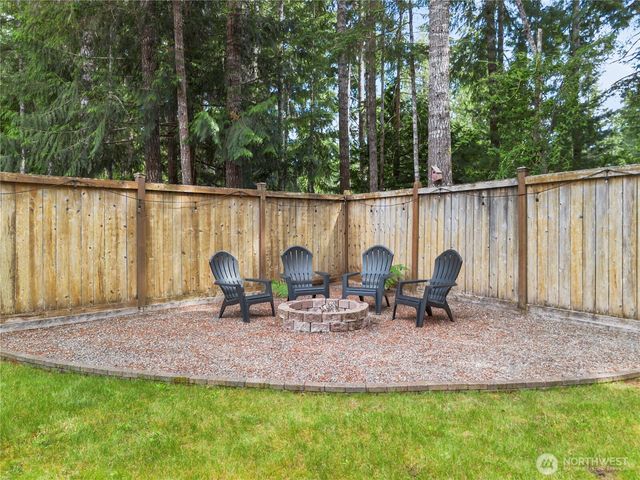91 E Paisley Way, Shelton, WA 98584