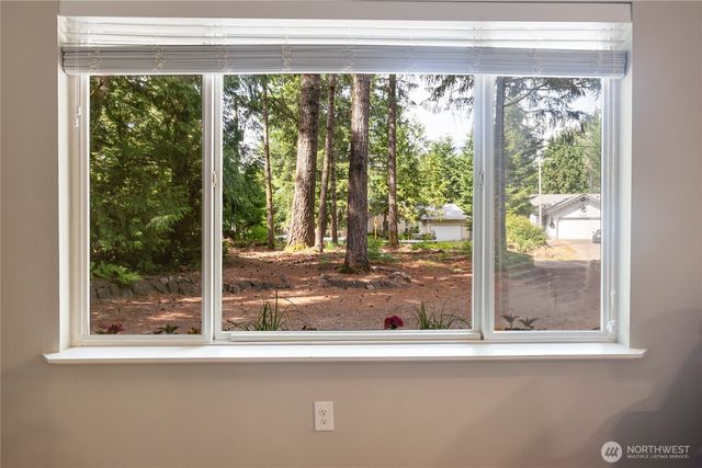 91 E Paisley Way, Shelton, WA 98584