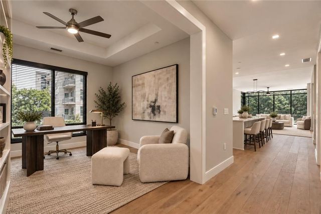 2520 Peachtree Road NW 403, Atlanta, GA 30305