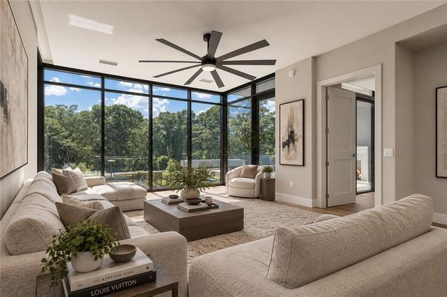 2520 Peachtree Road NW 403, Atlanta, GA 30305