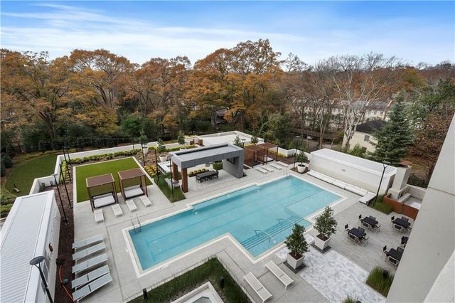2520 Peachtree Road NW 403, Atlanta, GA 30305