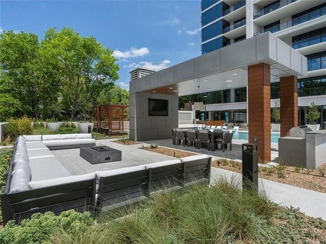 2520 Peachtree Road NW 403, Atlanta, GA 30305