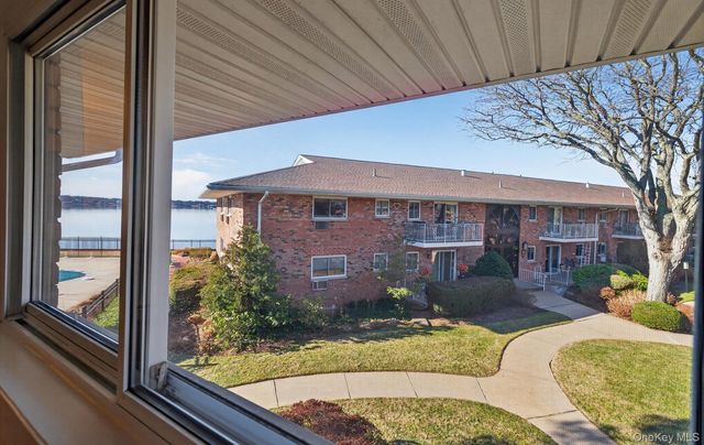 1 Toms Point Lane 6J, Port Washington, NY 11050