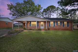 1508 Faye Street SW, Decatur, AL 35601