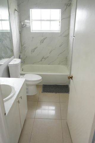 201 Maplewood Drive 201, Greenacres, FL 33415
