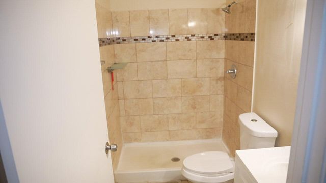 201 Maplewood Drive 201, Greenacres, FL 33415