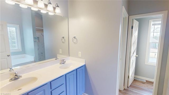 1636 Harper Spring Drive, Clemmons, NC 27012