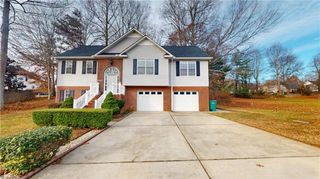 1636 Harper Spring Drive, Clemmons, NC 27012