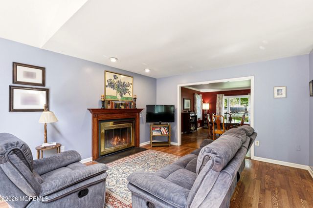 23 Jenny Lane, Jackson, NJ 08527