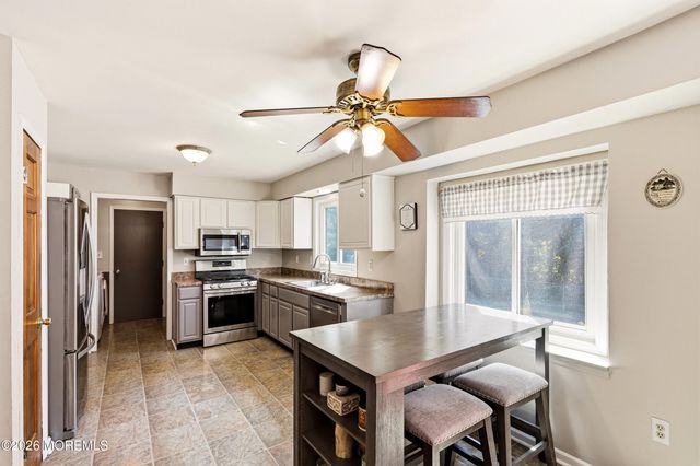 23 Jenny Lane, Jackson, NJ 08527