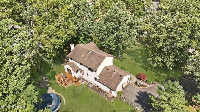 23 Jenny Lane, Jackson, NJ 08527