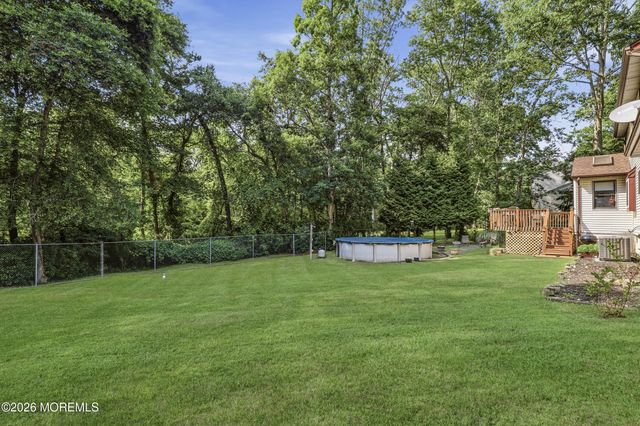 23 Jenny Lane, Jackson, NJ 08527