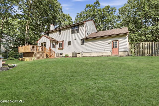 23 Jenny Lane, Jackson, NJ 08527