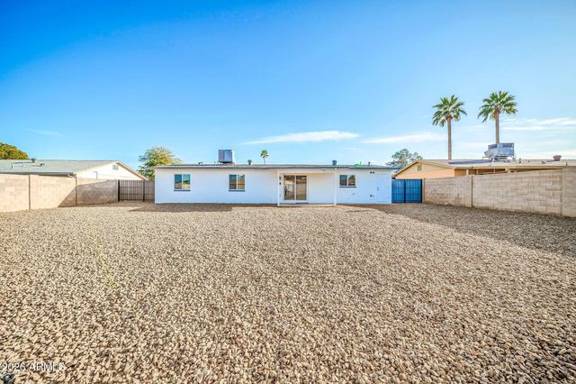 3430 E Poinsettia Drive, Phoenix, AZ 85028