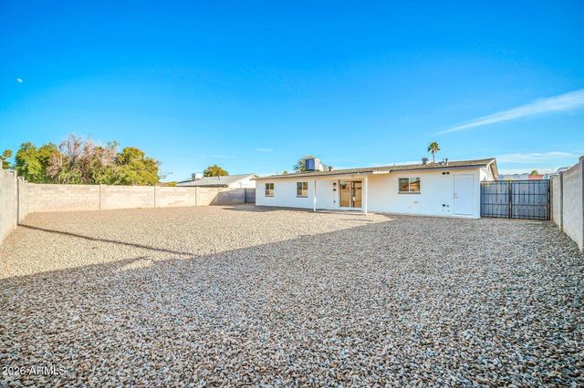 3430 E Poinsettia Drive, Phoenix, AZ 85028