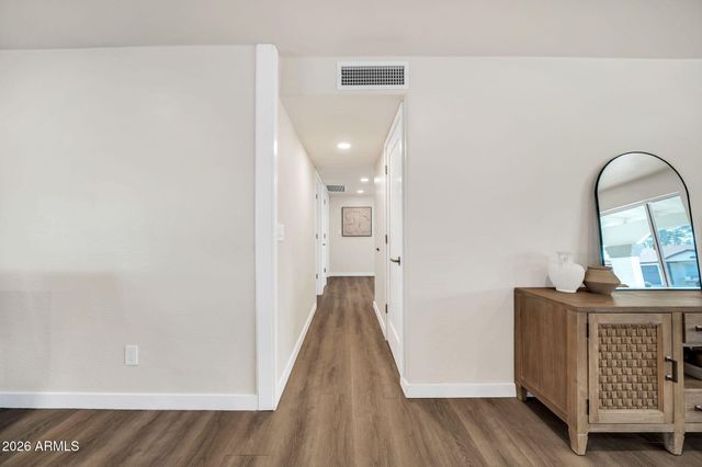 3430 E Poinsettia Drive, Phoenix, AZ 85028