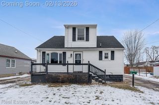 1605 Hudson Street, Essexville, MI 48732
