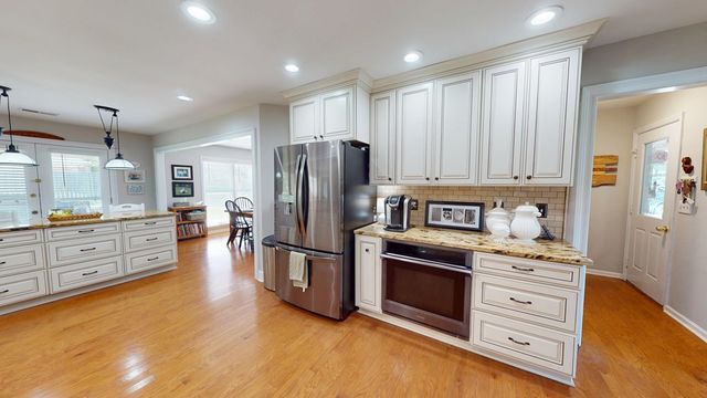 1 Bridgecreek Court, Columbus, GA 31904