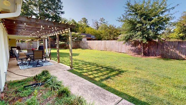 1 Bridgecreek Court, Columbus, GA 31904
