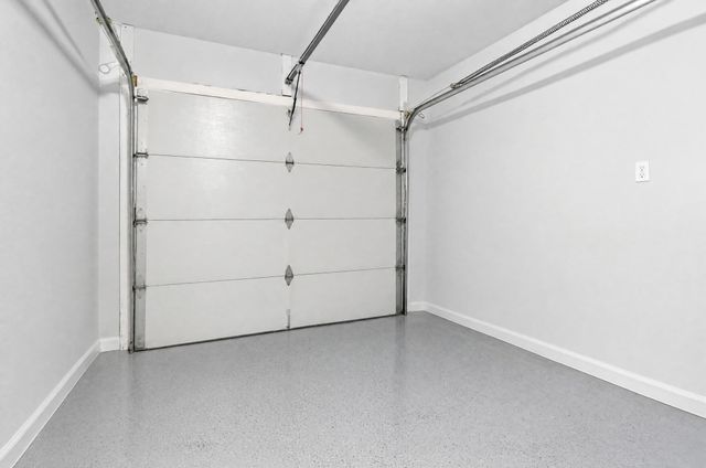 794 E 7th St L, Boston, MA 02127