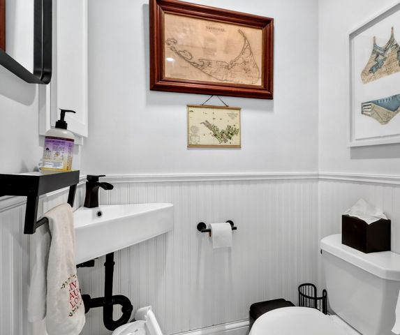 794 E 7th St L, Boston, MA 02127