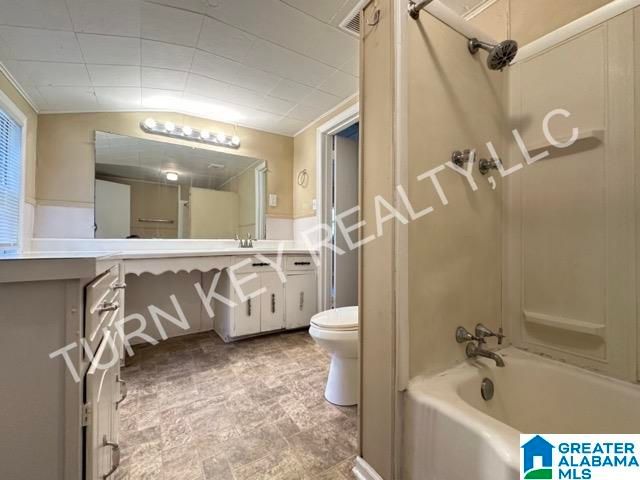 113 HILLCREST ROAD, Adamsville, AL 35005