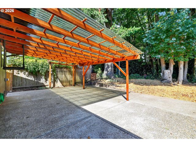 17604 Sw NELS Dr, Sherwood, OR 97140