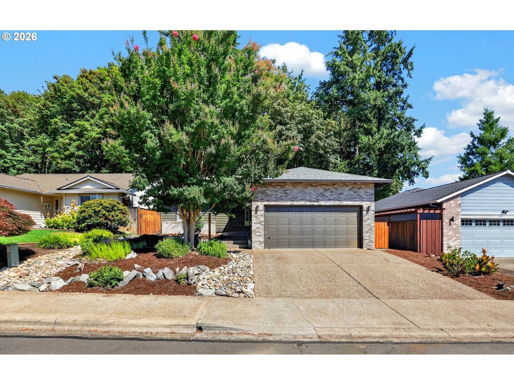 17604 Sw NELS Dr, Sherwood, OR 97140