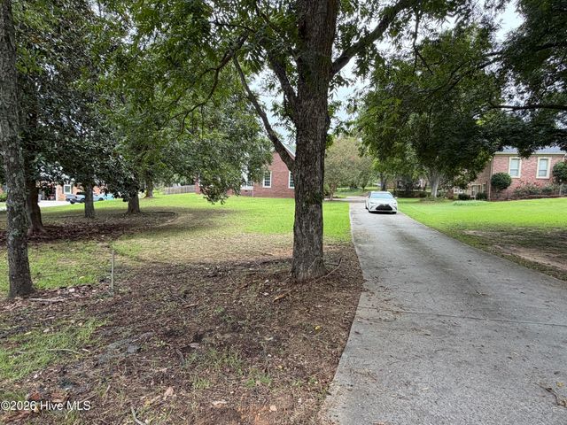4807 Hereford Farm Road, Evans, GA 30809