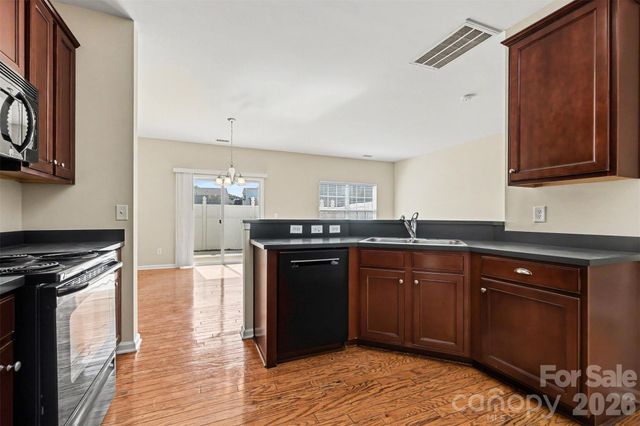 11718 Stockdale Court, Pineville, NC 28134