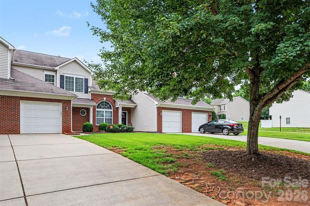 11718 Stockdale Court, Pineville, NC 28134