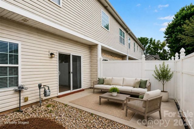 11718 Stockdale Court, Pineville, NC 28134
