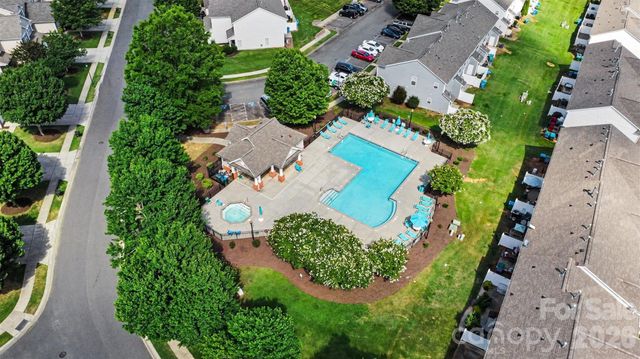 11718 Stockdale Court, Pineville, NC 28134