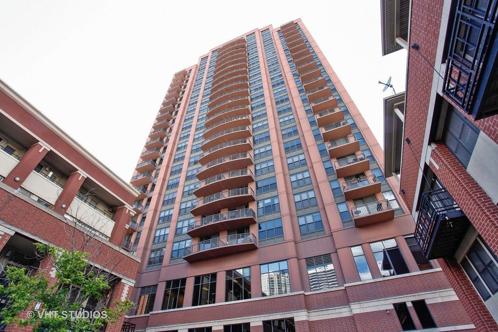 330 N Jefferson Street 1303, Chicago, IL 60661