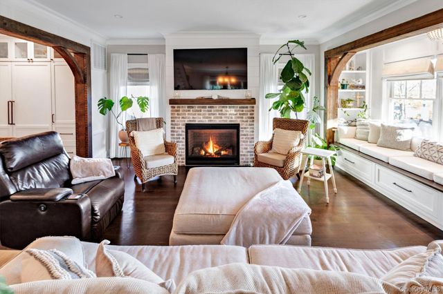 17 Maple Avenue, East Moriches, NY 11940