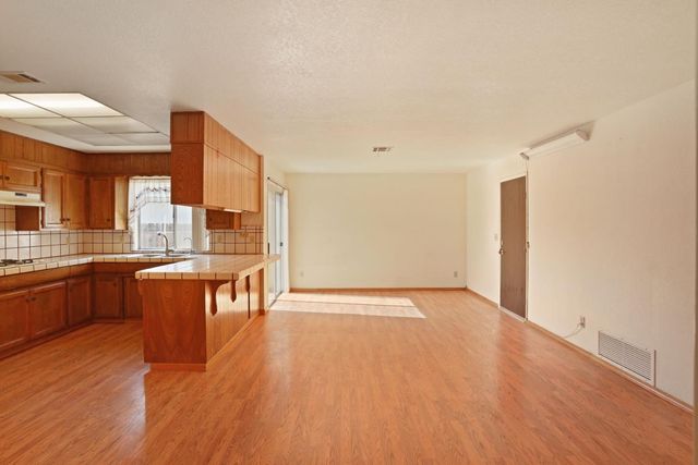 2816 Otto Dr, Stockton, CA 95209