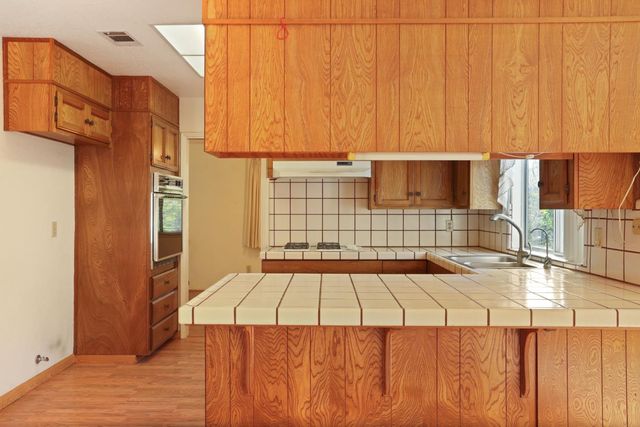 2816 Otto Dr, Stockton, CA 95209