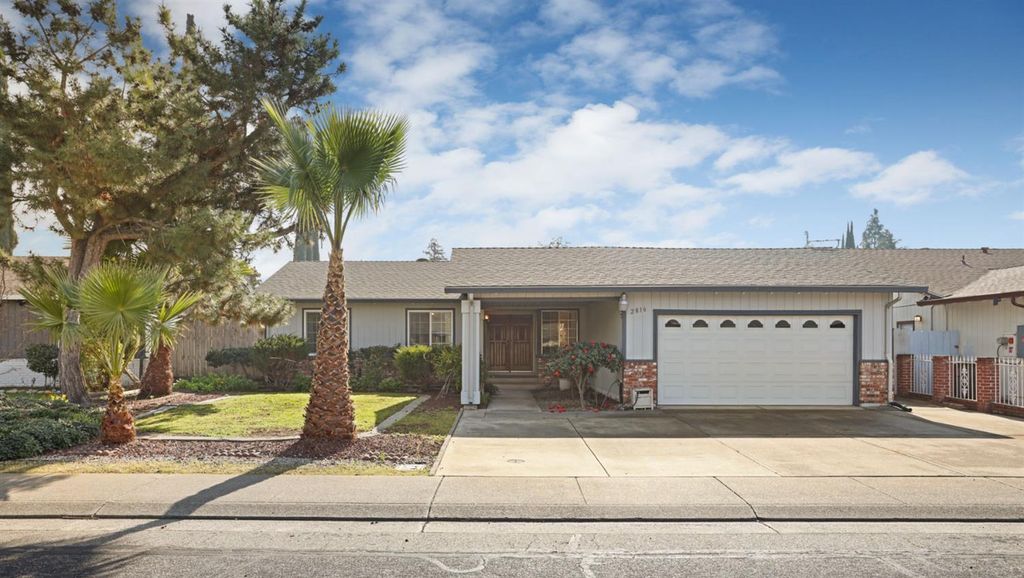 2816 Otto Dr, Stockton, CA 95209