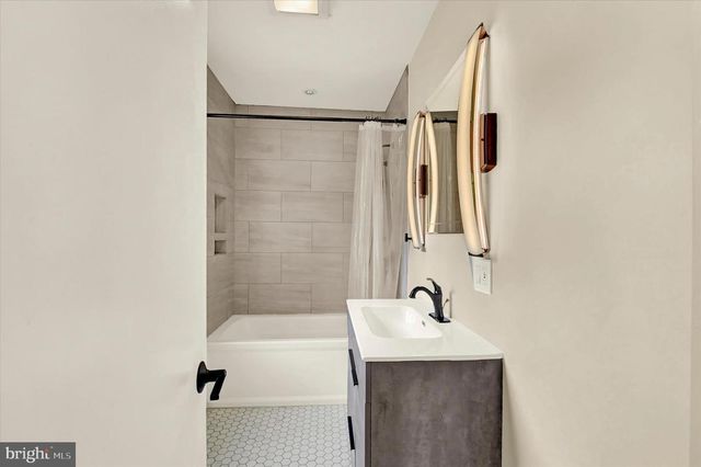 107 N 20TH ST, Camp Hill, PA 17011