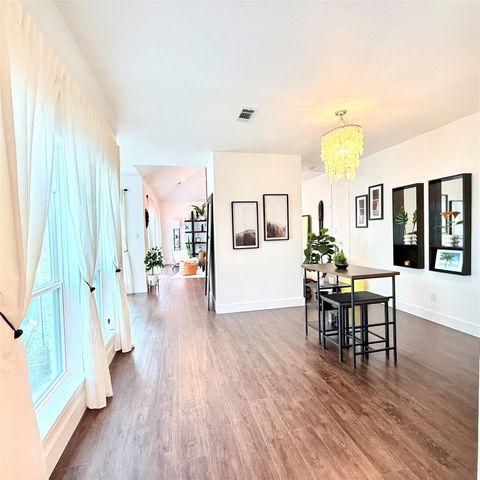 11942 Briar Forest Drive, Houston, TX 77077