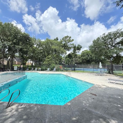 11942 Briar Forest Drive, Houston, TX 77077