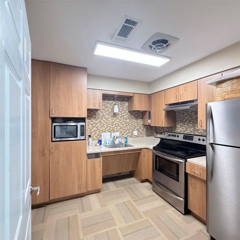 11942 Briar Forest Drive, Houston, TX 77077