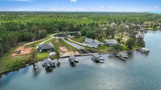 78 Lagrange Cove Circle, Freeport, FL 32439