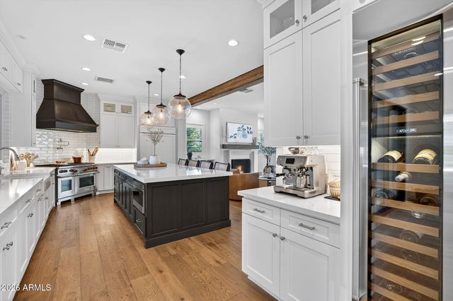 3906 E CRITTENDEN Lane, Phoenix, AZ 85018