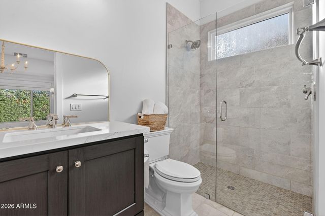 3906 E CRITTENDEN Lane, Phoenix, AZ 85018