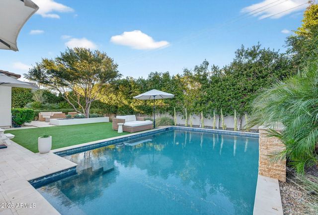 3906 E CRITTENDEN Lane, Phoenix, AZ 85018